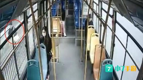 公交车女子上演疯狂2